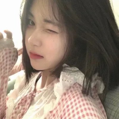 扭曲效应 海报
